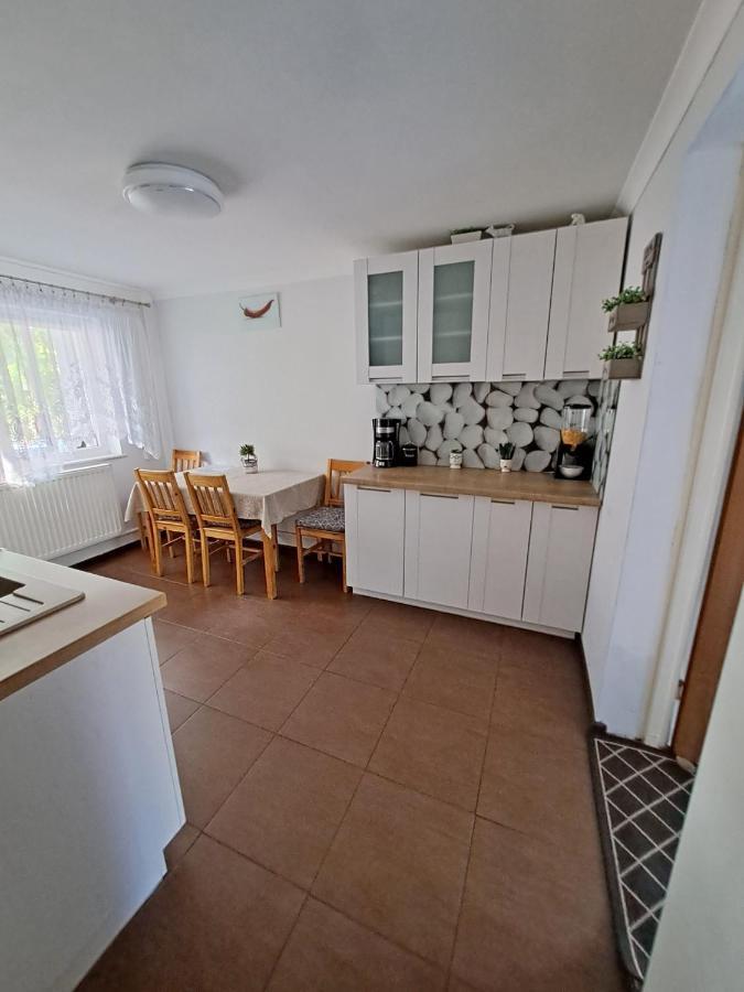 Orzechowa Przystan Homestay *